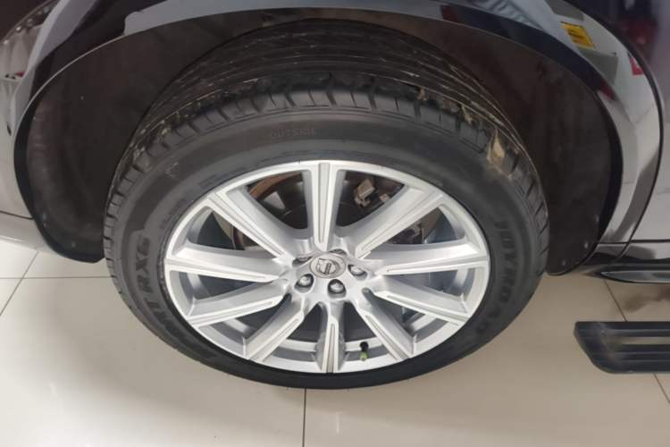 Used Volvo XC90 2019 T5 Zhiyi Edition 5-Seater China VI Standard Exterior 5