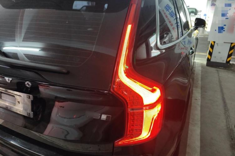Used Volvo XC90 2019 T5 Zhiyi Edition 5-Seater China VI Standard Exterior 6