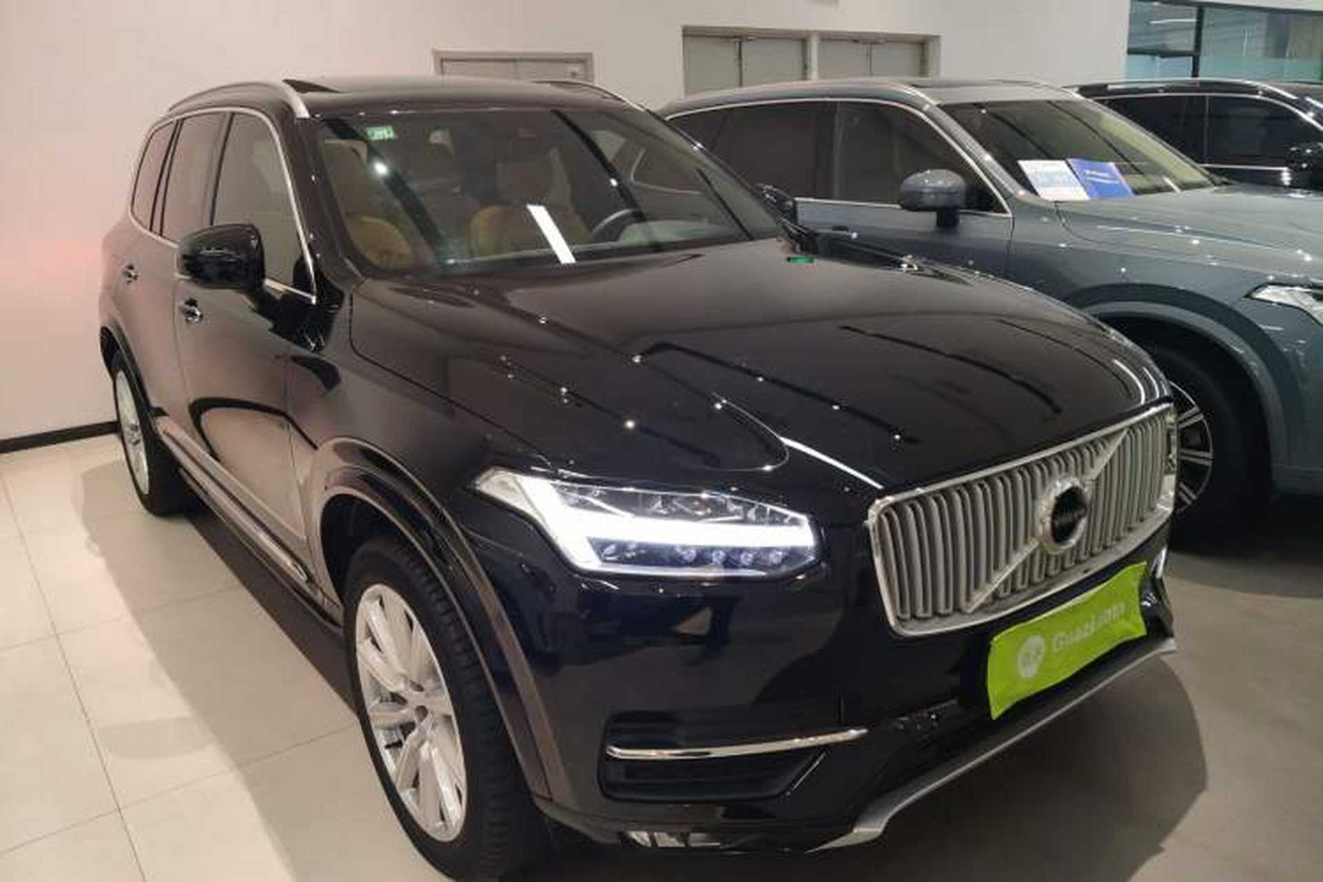 Used Volvo XC90 2019 T6 Zhiyi Edition 7-Seater China VI Standard Front Right 45 Deg