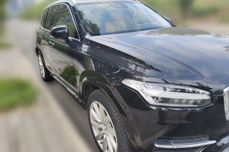 Used Volvo XC90 2019 T6 Zhiyi Edition 7-Seater China V Emission Standard Front Right 45 Deg