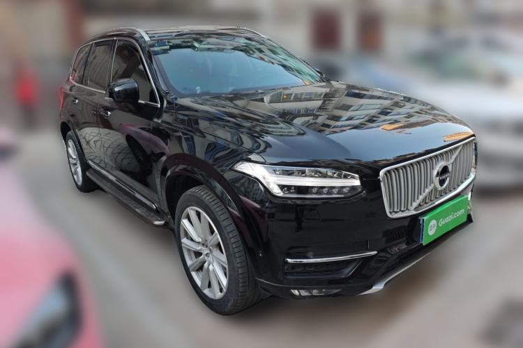 Used Volvo XC90 2019 T6 Zhiya Edition 7-Seater China VI Standard Front Right 45 Deg