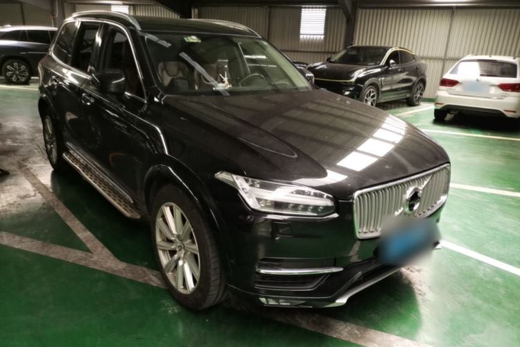 Used Volvo XC90 2019 T6 Zhiya Edition 7-Seater China VI Standard Front Right 45 Deg