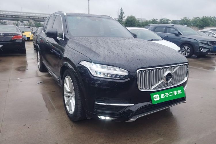Used Volvo XC90 2019 T6 Prestige 7-Seater China VI Standard Front Right 45 Deg