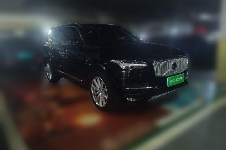 Used Volvo XC90 2019 T6 Zhiya Edition 7-Seater China VI Standard Front Right 45 Deg