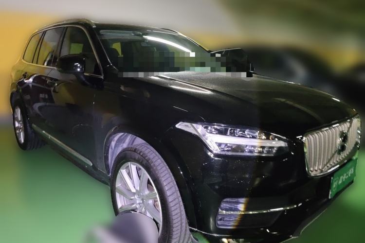 Used Volvo XC90 2019 T6 Zhiyi Edition 7-Seater China VI Standard Front Right 45 Deg