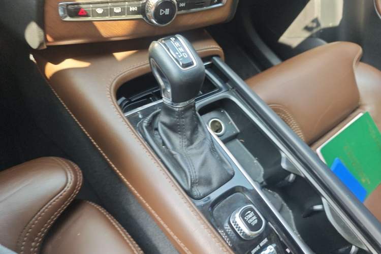 Used Volvo XC90 2019 T6 Luxury Edition 7-seater China V Standard Gear Lever