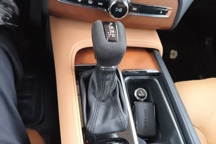 Used Volvo XC90 2019 T6 Zhiyi Edition 7-Seater China VI Standard Gear Lever