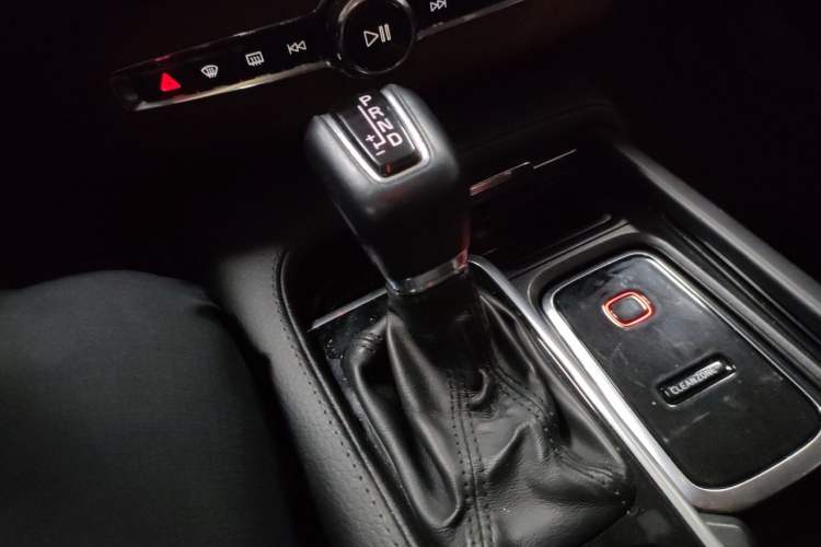 Used Volvo XC90 2019 T6 Zhiyi Edition 7-Seater China V Emission Standard Gear Lever