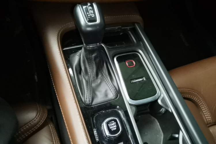 Used Volvo XC90 2019 T6 Zhiya Edition 7-Seater China VI Standard Gear Lever