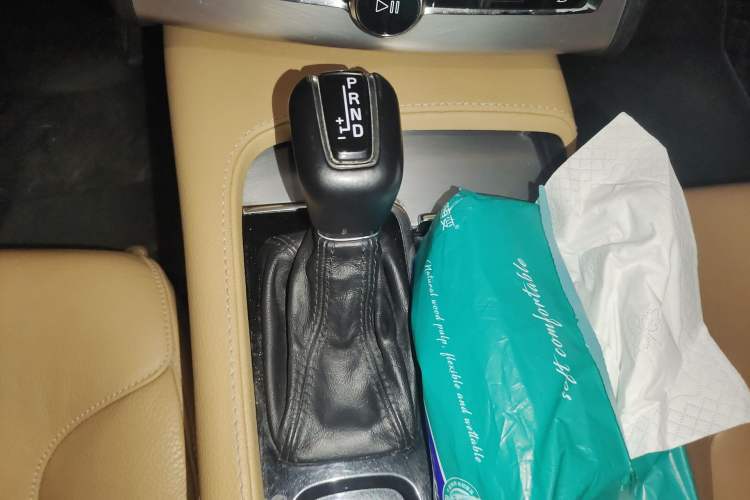 Used Volvo XC90 2019 T5 Zhiyi Edition 5-Seater China V Standard Gear Lever