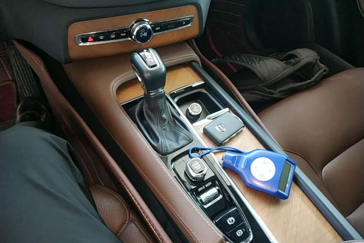 Used Volvo XC90 2019 T6 Zhiyi Edition 7-Seater China VI Standard Gear Lever