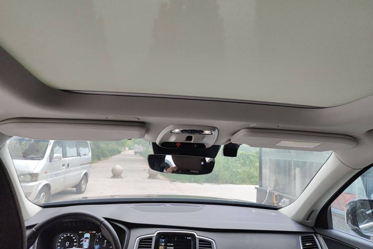 Used Volvo XC90 2019 T5 Zhiyi Edition 5-Seater China VI Standard Headliner