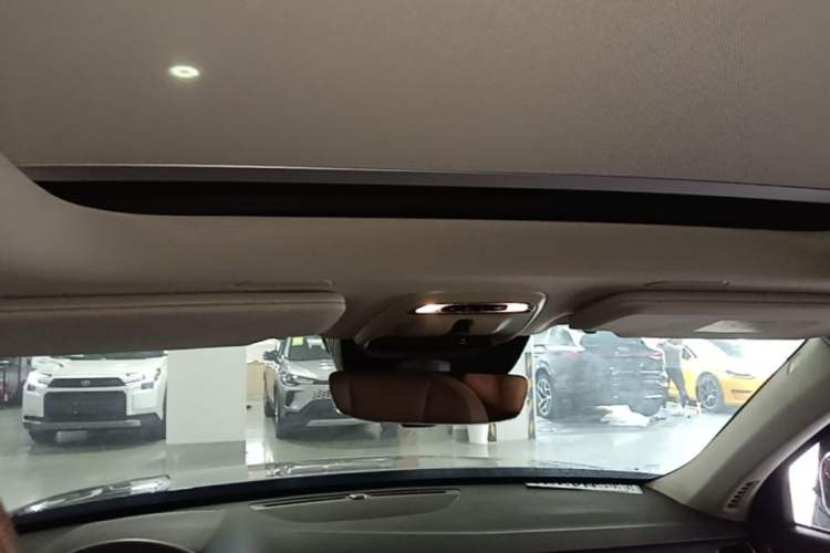 Used Volvo XC90 2019 T6 Zhiyi Edition 7-Seater China V Emission Standard Headliner