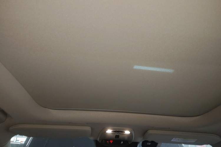 Used Volvo XC90 2019 T6 Zhiyi Edition 7-Seater China VI Standard Headliner