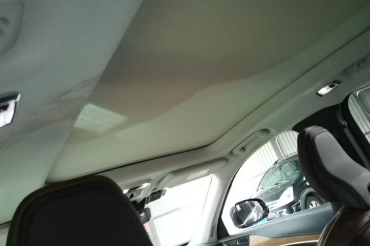 Used Volvo XC90 2019 T6 Zhiya Edition 7-Seater China VI Standard Headliner