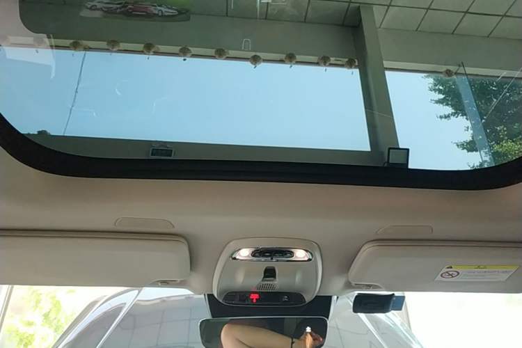 Used Volvo XC90 2019 T6 Zhiyi Edition 7-Seater China VI Standard Headliner