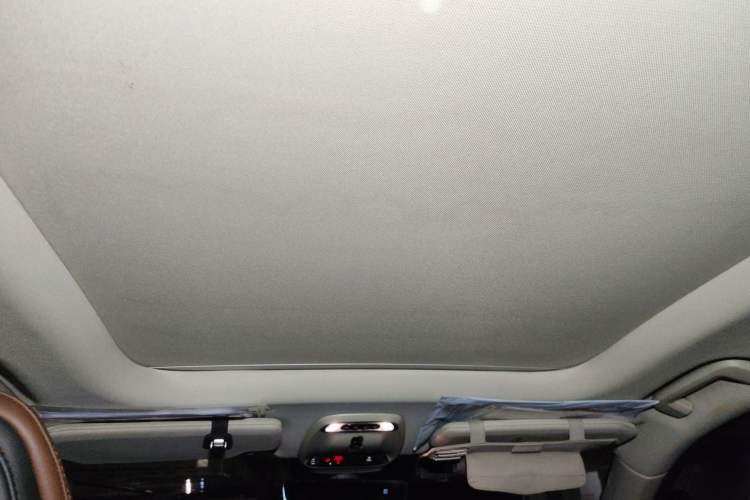 Used Volvo XC90 2019 T6 Zhiya Edition 7-Seater China VI Standard Headliner