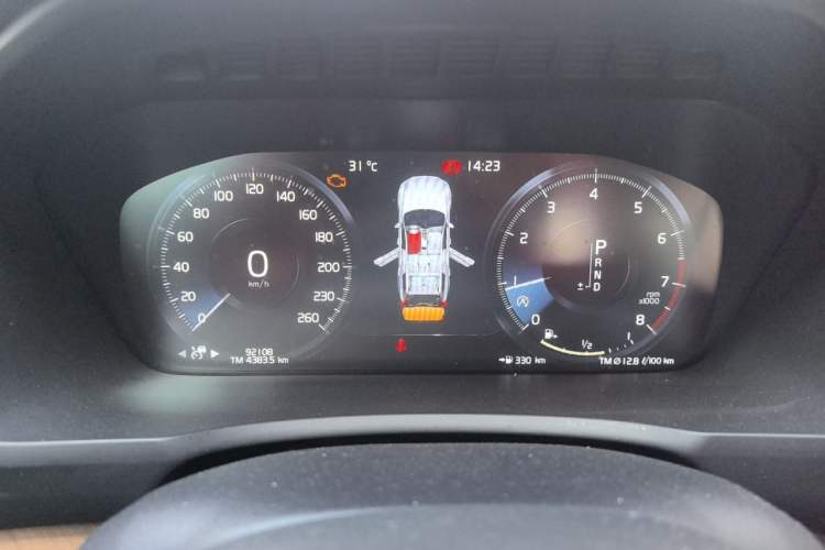Used Volvo XC90 2019 T6 Zhiyi Edition 7-Seater China V Emission Standard Instrument Cluster