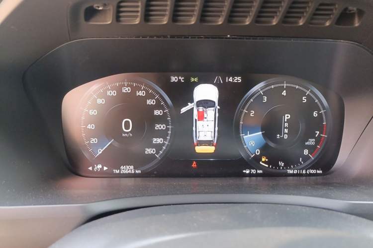 Used Volvo XC90 2019 T6 Zhiyi Edition 7-Seater China V Emission Standard Instrument Cluster