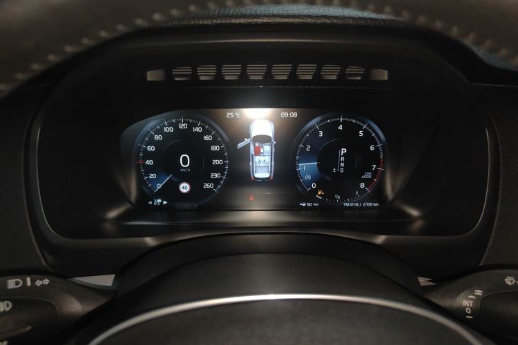 Used Volvo XC90 2019 T5 Zhiyi Edition 5-Seater China VI Standard Instrument Cluster