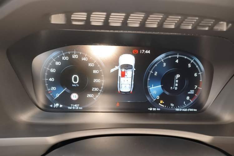 Used Volvo XC90 2019 T6 Zhiyi Edition 7-Seater China VI Standard Instrument Cluster