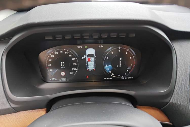 Used Volvo XC90 2019 T6 Zhiyi Edition 7-Seater China V Emission Standard Instrument Cluster