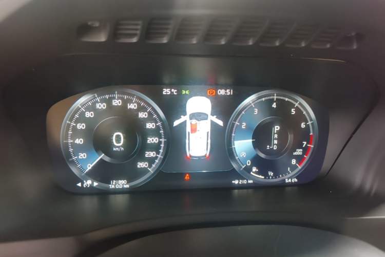Used Volvo XC90 2019 T5 Zhiyi Edition 5-Seater China VI Standard Instrument Cluster