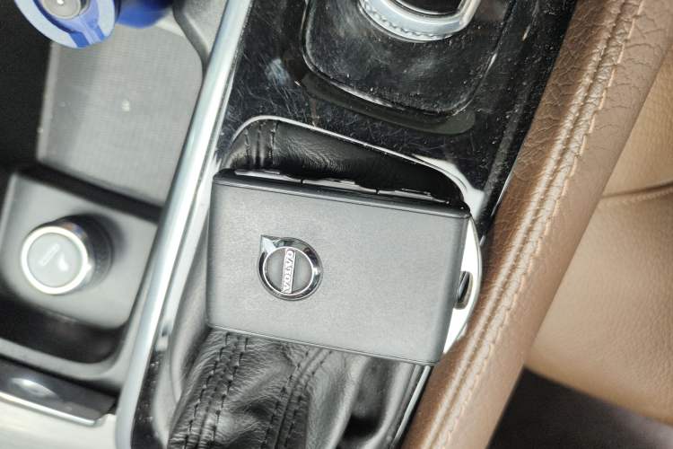 Used Volvo XC90 2019 T5 Zhiyi Edition 5-Seater China VI Standard Interior 1