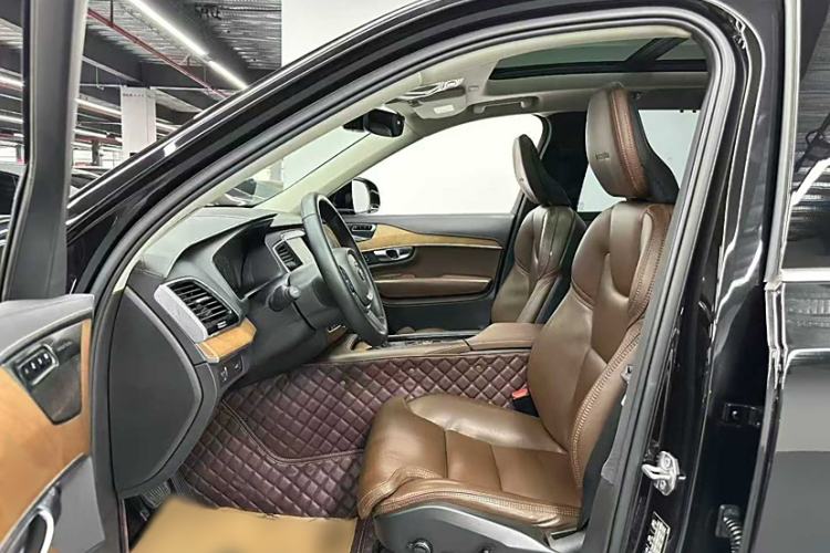Used Volvo XC90 2019 T6 Luxury Edition 7-seater China V Standard Interior 1