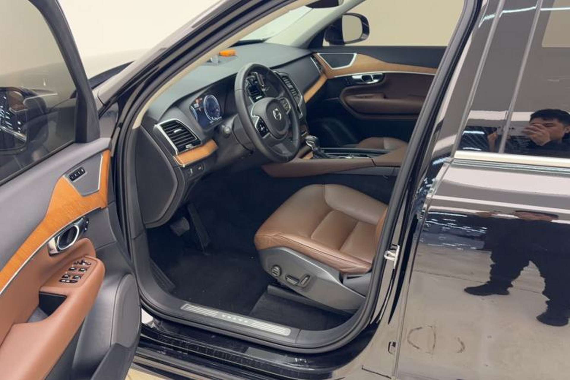 Used Volvo XC90 2019 T6 Zhiyi Edition 7-Seater China VI Standard Interior 1