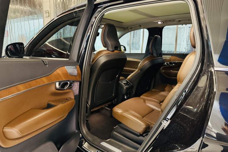 Used Volvo XC90 2019 T6 ZhiZun Edition 7-Seater China V Standard Interior 10