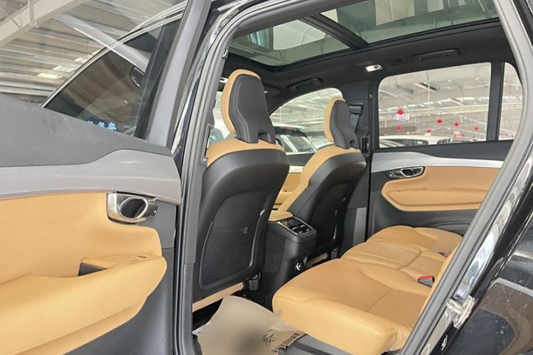 Used Volvo XC90 2019 T5 Zhiyi Edition 7-Seater China VI Interior 12