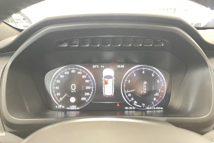 Used Volvo XC90 2019 T5 Zhiyi Edition 7-Seater China VI Interior 14