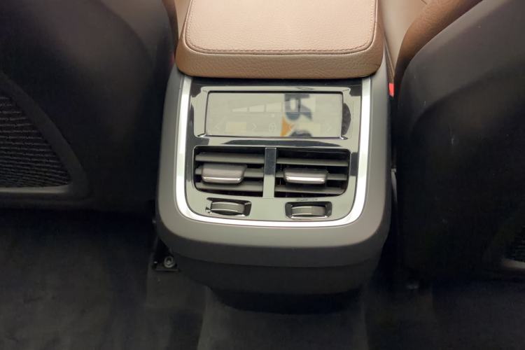 Used Volvo XC90 2019 T6 Zhiyi Edition 7-Seater China VI Standard Interior 15