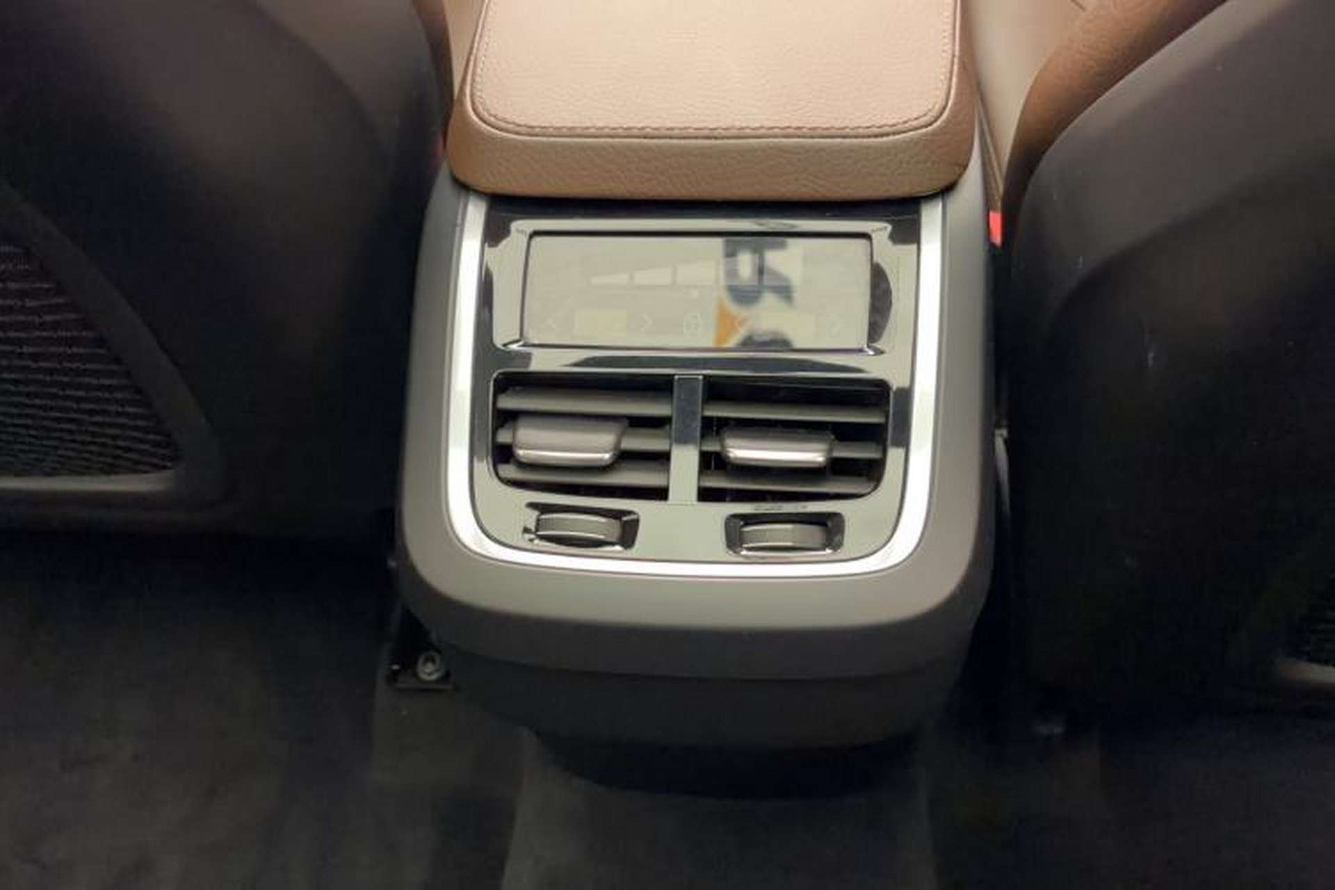 Used Volvo XC90 2019 T6 Zhiyi Edition 7-Seater China VI Standard Interior 15