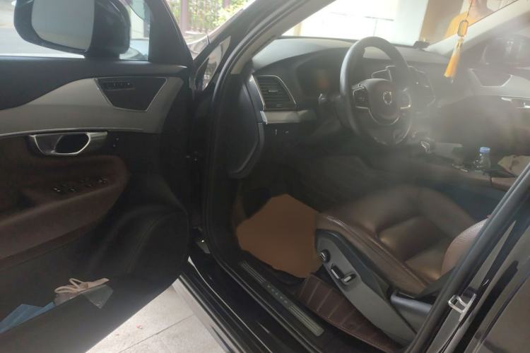 Used Volvo XC90 2019 T5 Zhiyi Edition 5-Seater China V Standard Interior 3