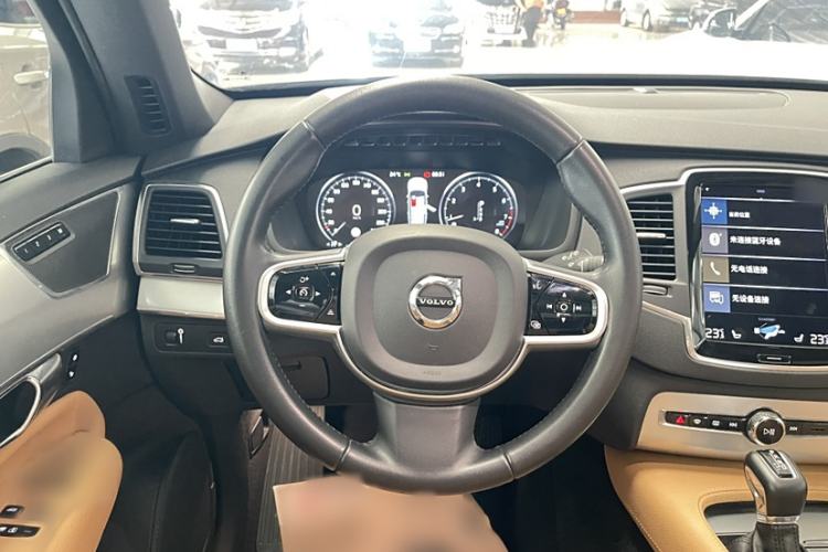 Used Volvo XC90 2019 T5 Zhiyi Edition 7-Seater China VI Interior 3