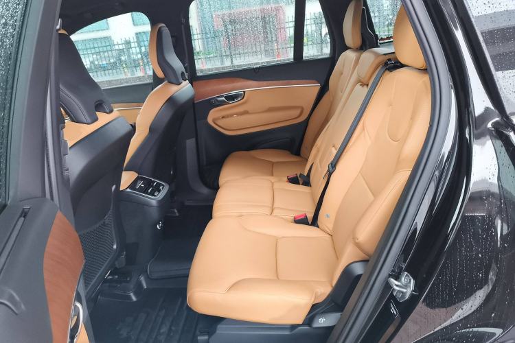 Used Volvo XC90 2019 T6 Zhiyi Edition 7-Seater China VI Standard Interior 4