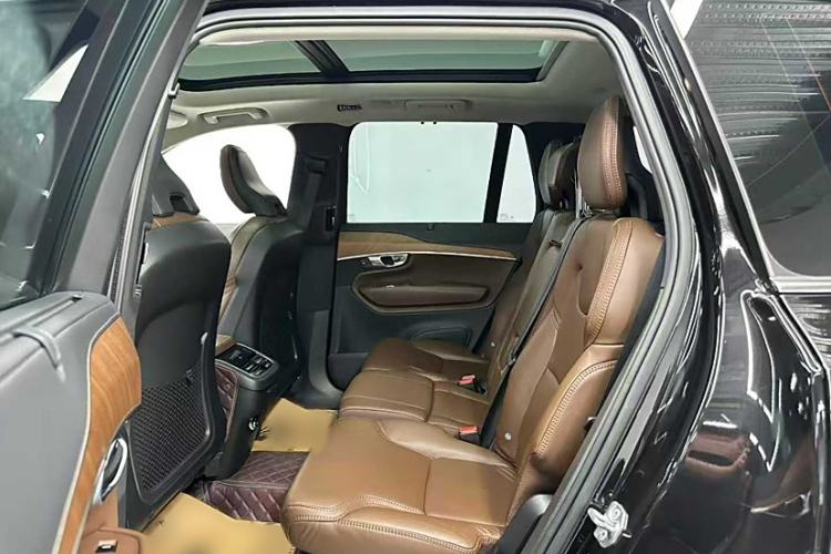 Used Volvo XC90 2019 T6 Luxury Edition 7-seater China V Standard Interior 4