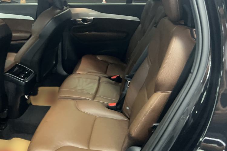 Used Volvo XC90 2019 T5 Zhiyi Edition 7-Seater China VI Interior 4