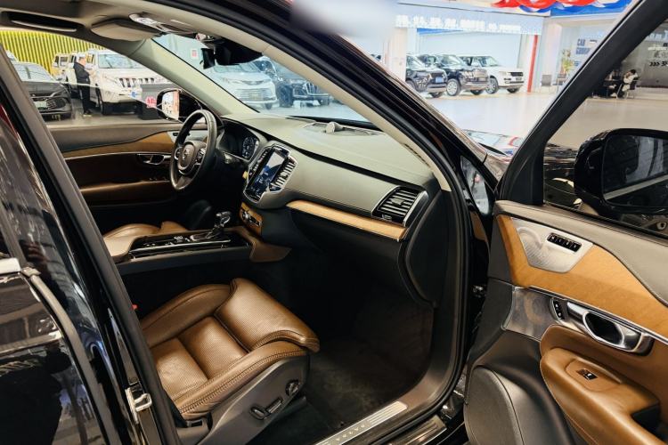 Used Volvo XC90 2019 T6 ZhiZun Edition 7-Seater China V Standard Interior 6