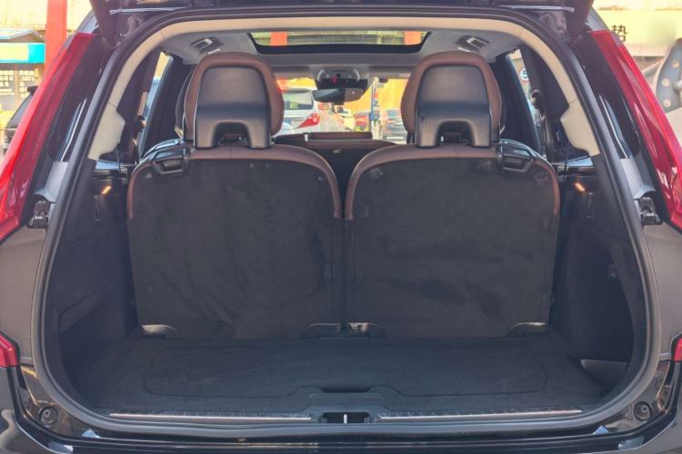 Used Volvo XC90 2019 T6 Zhiyi Edition 7-Seater China VI Standard Interior 8