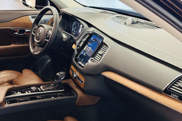 Used Volvo XC90 2019 T6 ZhiZun Edition 7-Seater China V Standard Interior 9