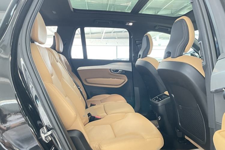 Used Volvo XC90 2019 T5 Zhiyi Edition 7-Seater China VI Interior 9