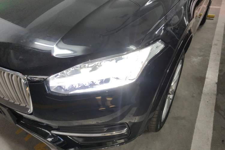 Used Volvo XC90 2019 T5 Zhiyi Edition 5-Seater China VI Standard Left Front Headlight