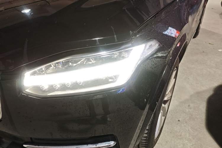Used Volvo XC90 2019 T6 Zhiyi Edition 7-Seater China VI Standard Left Front Headlight