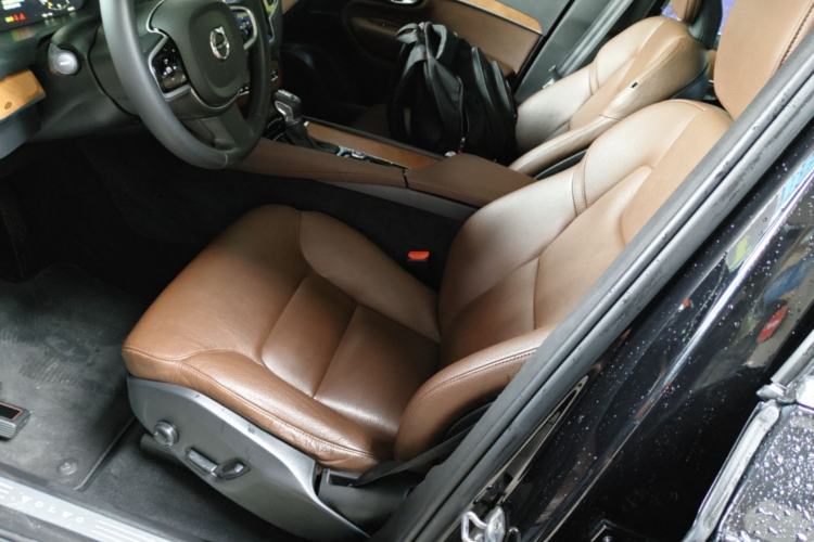 Used Volvo XC90 2019 T6 Zhiyi Edition 7-Seater China VI Standard Left Front Seat
