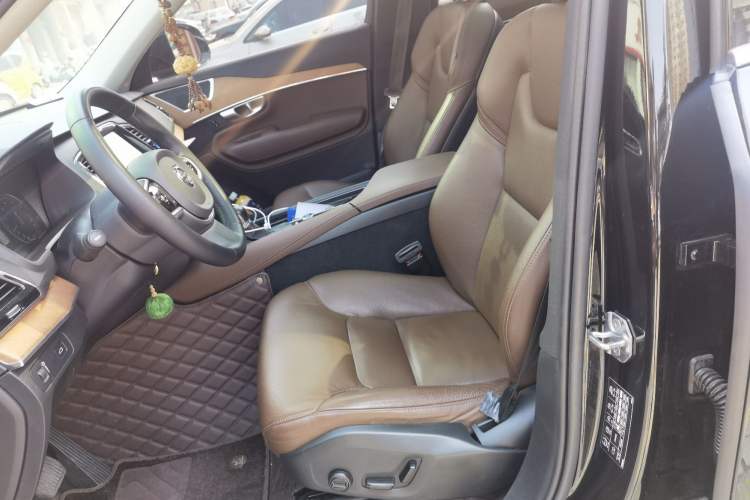 Used Volvo XC90 2019 T6 Zhiyi Edition 7-Seater China VI Standard Left Front Seat