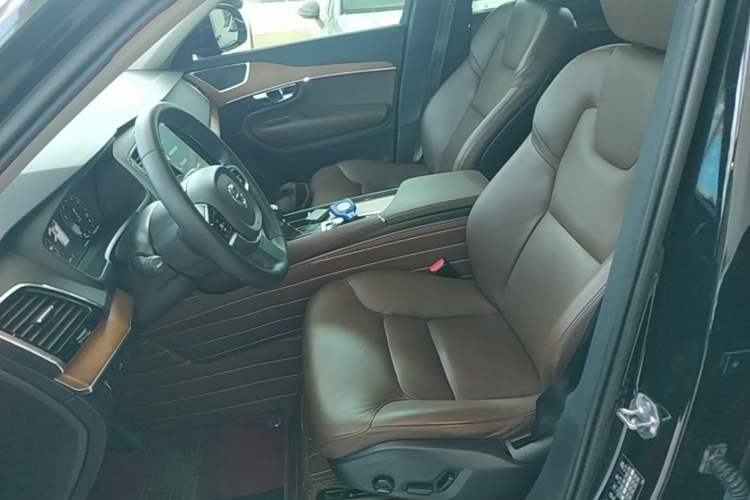 Used Volvo XC90 2019 T6 Zhiyi Edition 7-Seater China VI Standard Left Front Seat