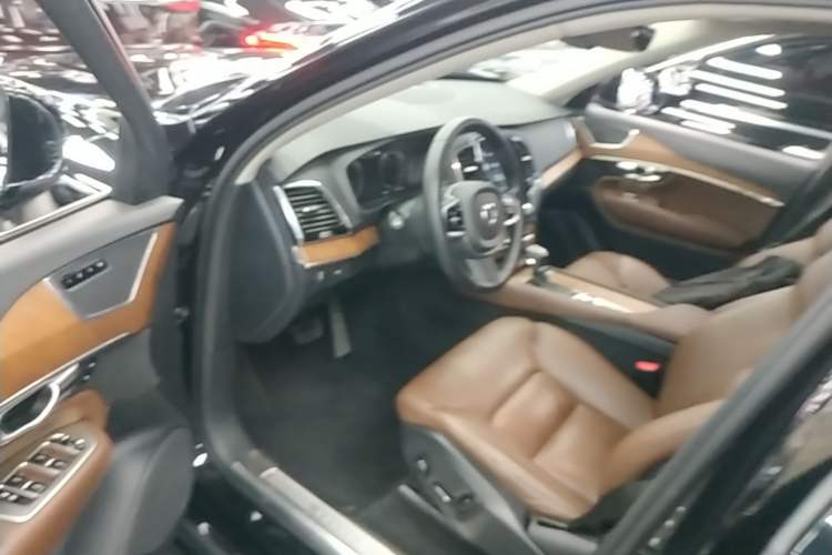 Used Volvo XC90 2019 T6 Zhiyi Edition 7-Seater China V Emission Standard Left Front Seat